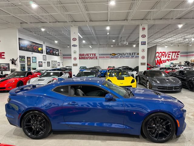 Used 2023 Chevrolet Camaro SS RWD image 5