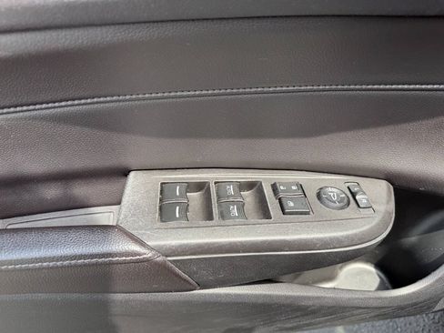 Used 2017 Acura ILX FWD image 13