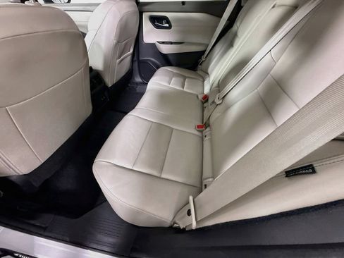 Certified 2024 Nissan Rogue SL w/ SL Premium Package AWD/4WD image 29
