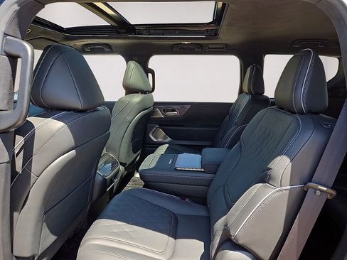 Used 2025 INFINITI QX80 Autograph AWD/4WD image 19
