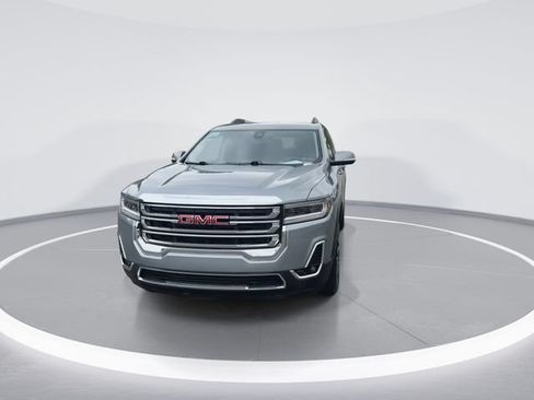 Used 2023 GMC Acadia SLT FWD image 3