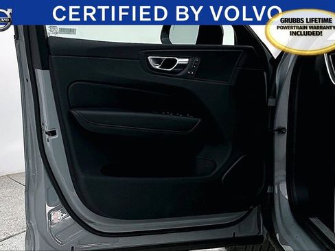 Certified 2025 Volvo XC60 B5 Plus image 24