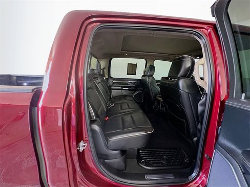 Used 2019 RAM 1500 Laramie image 28