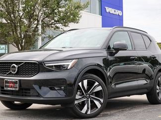 Certified 2024 Volvo XC40 B5 Ultimate w/ Protection Package Premier AWD/4WD video 1