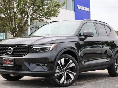Certified 2024 Volvo XC40 B5 Ultimate w/ Protection Package Premier