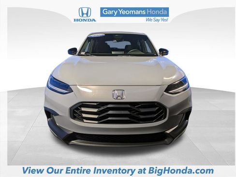Used 2024 Honda HR-V Sport image 12