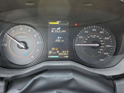 Certified 2022 Subaru Crosstrek 2.0i image 11