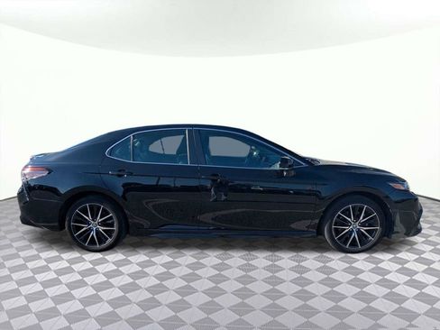 Used 2024 Toyota Camry SE w/ Convenience Package FWD image 2