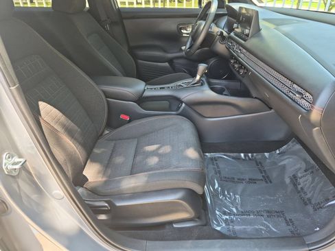 Certified 2024 Honda HR-V Sport image 29