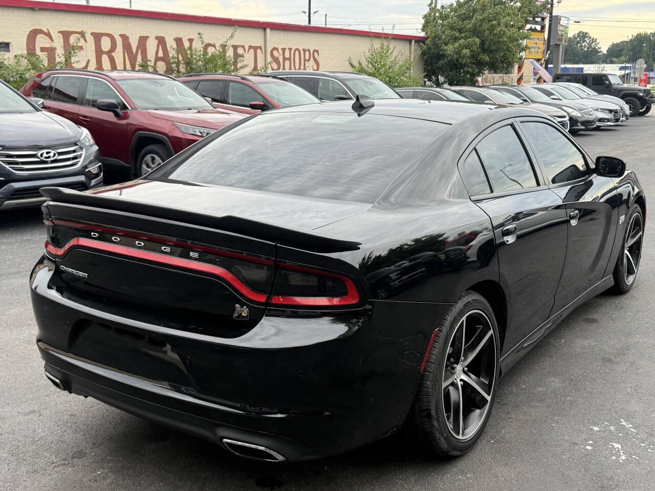 Used 2016 Dodge Charger R/T RWD image 6