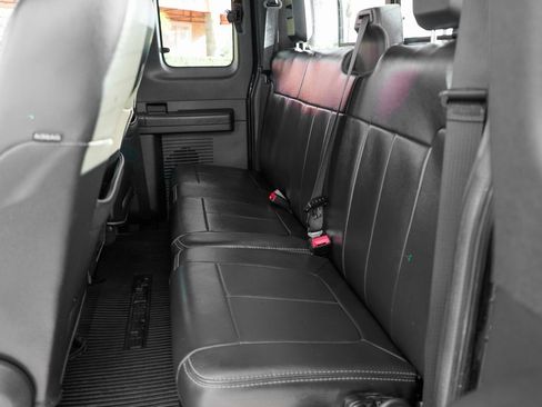 Used 2012 Ford F350 Lariat w/ Chrome Pkg image 18