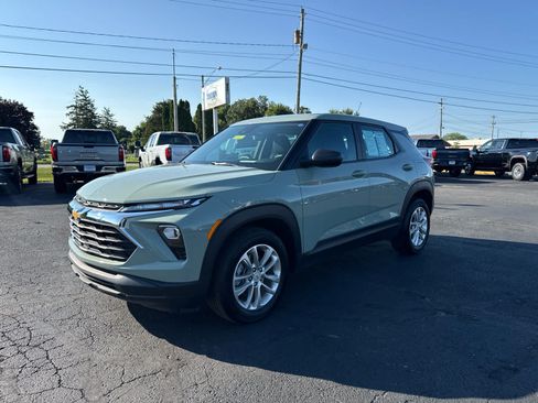 Certified 2026 Chevrolet TrailBlazer LS FWD image 1