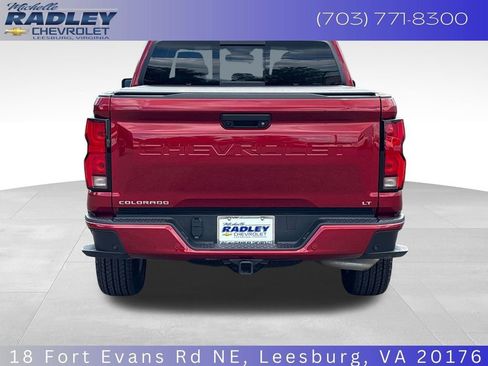 Used 2024 Chevrolet Colorado LT w/ LT Convenience Package III image 4