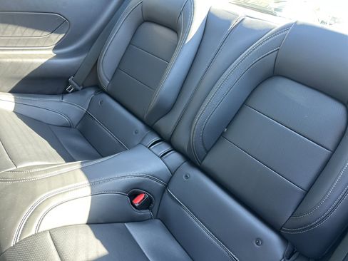 Used 2025 Ford Mustang GT Premium RWD image 12