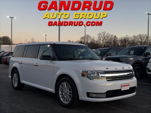 Used 2019 Ford Flex SEL w/ Class III Trailer Tow Package image 1