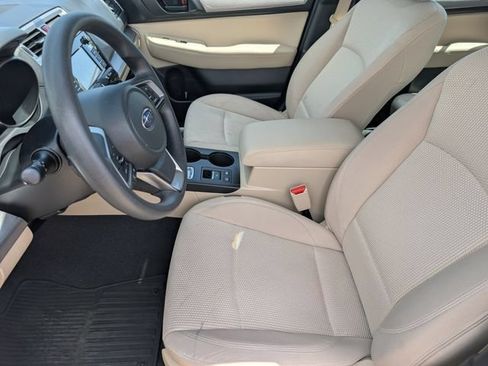 Used 2018 Subaru Outback 2.5i AWD/4WD image 12