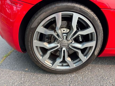 Used 2012 Audi R8 V10 AWD/4WD image 29