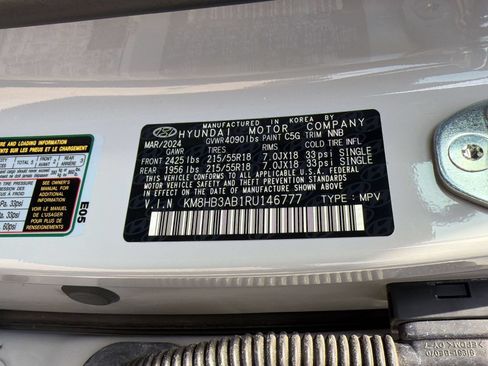 Used 2024 Hyundai Kona SEL FWD image 27
