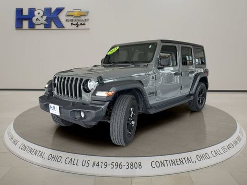 Used 2023 Jeep Wrangler Unlimited Sport AWD/4WD image 3