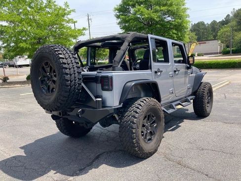 Used 2018 Jeep Wrangler Unlimited Sport AWD/4WD image 31
