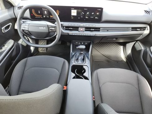 New 2026 Kia K4 FWD image 18
