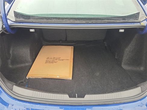 Used 2023 Chevrolet Malibu LT image 11