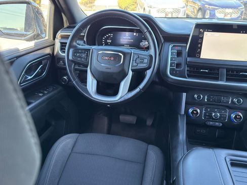 Used 2022 GMC Yukon SLE image 26