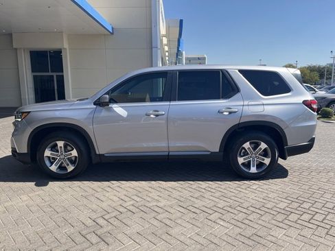 Certified 2023 Honda Pilot EX-L image 8