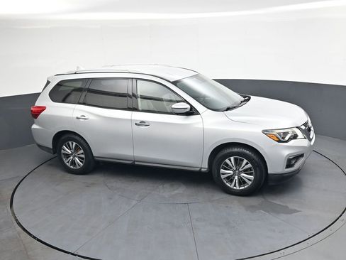 Used 2020 Nissan Pathfinder SL AWD/4WD image 35
