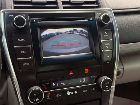 Used 2016 Toyota Camry LE FWD image 22