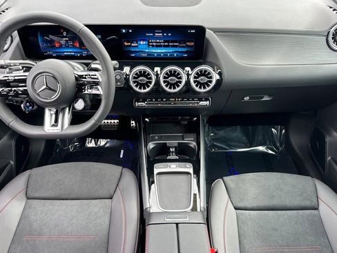 New 2026 Mercedes-Benz GLA 35 AMG 4MATIC image 14