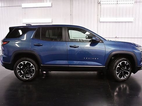 New 2026 Chevrolet Equinox LT AWD/4WD image 8