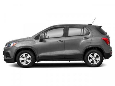 Used 2021 Chevrolet Trax LS w/ Tint and Cruise Package image 6