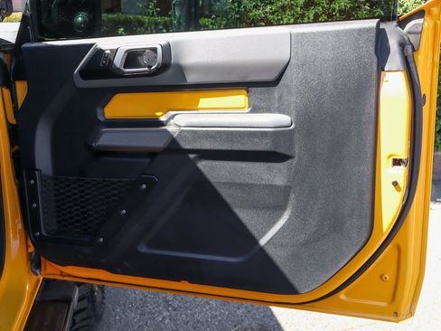 Used 2022 Ford Bronco Black Diamond image 44