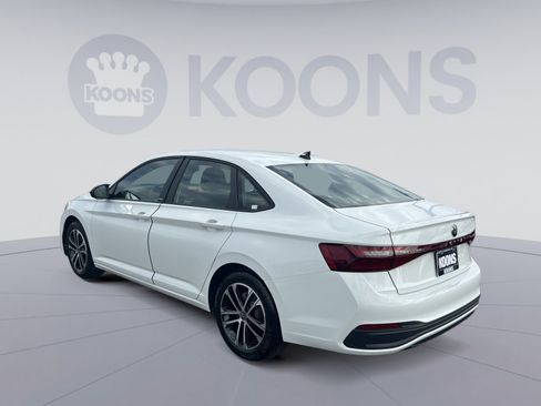 Used 2025 Volkswagen Jetta Sport FWD image 14