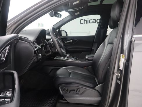 Used 2018 Audi Q7 3.0T Prestige w/ Prestige Package AWD/4WD image 13
