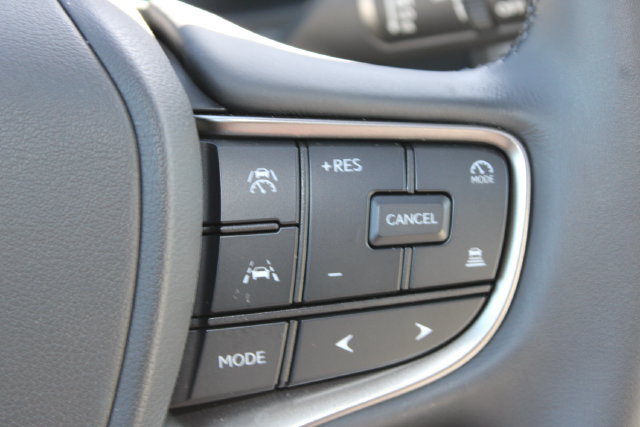 Certified 2025 Lexus UX 300h FWD image 17