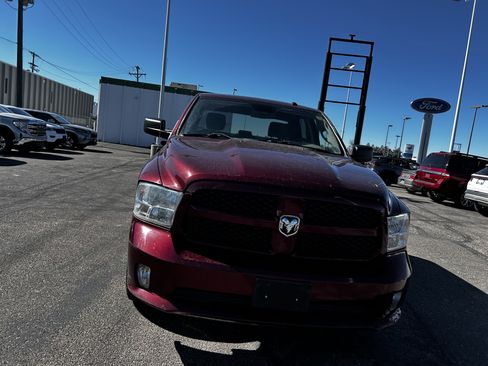 Used 2018 RAM 1500 Express image 8