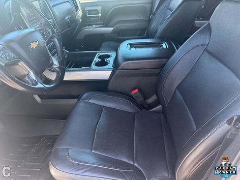 Used 2018 Chevrolet Silverado 1500 LTZ Z71 w/ LTZ Plus Package AWD/4WD image 18