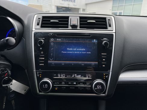 Used 2019 Subaru Legacy 2.5i Premium AWD/4WD image 6