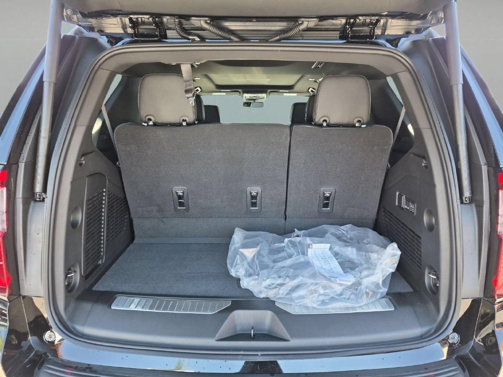 New 2027 GMC Yukon Denali w/ Sun & Power Step Package AWD/4WD image 26
