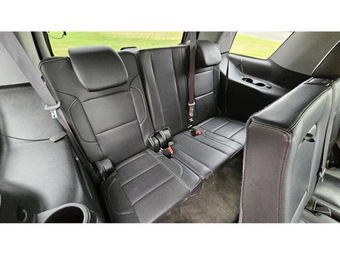 Used 2015 GMC Yukon SLT image 18
