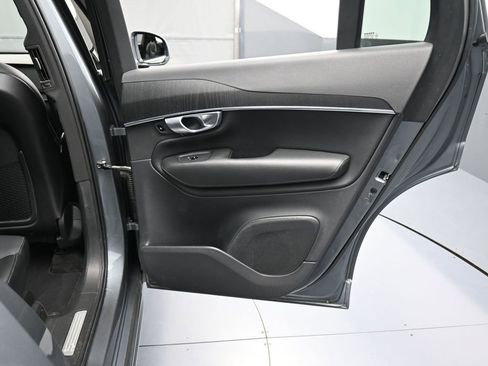 Used 2020 Volvo XC90 T5 Momentum image 29