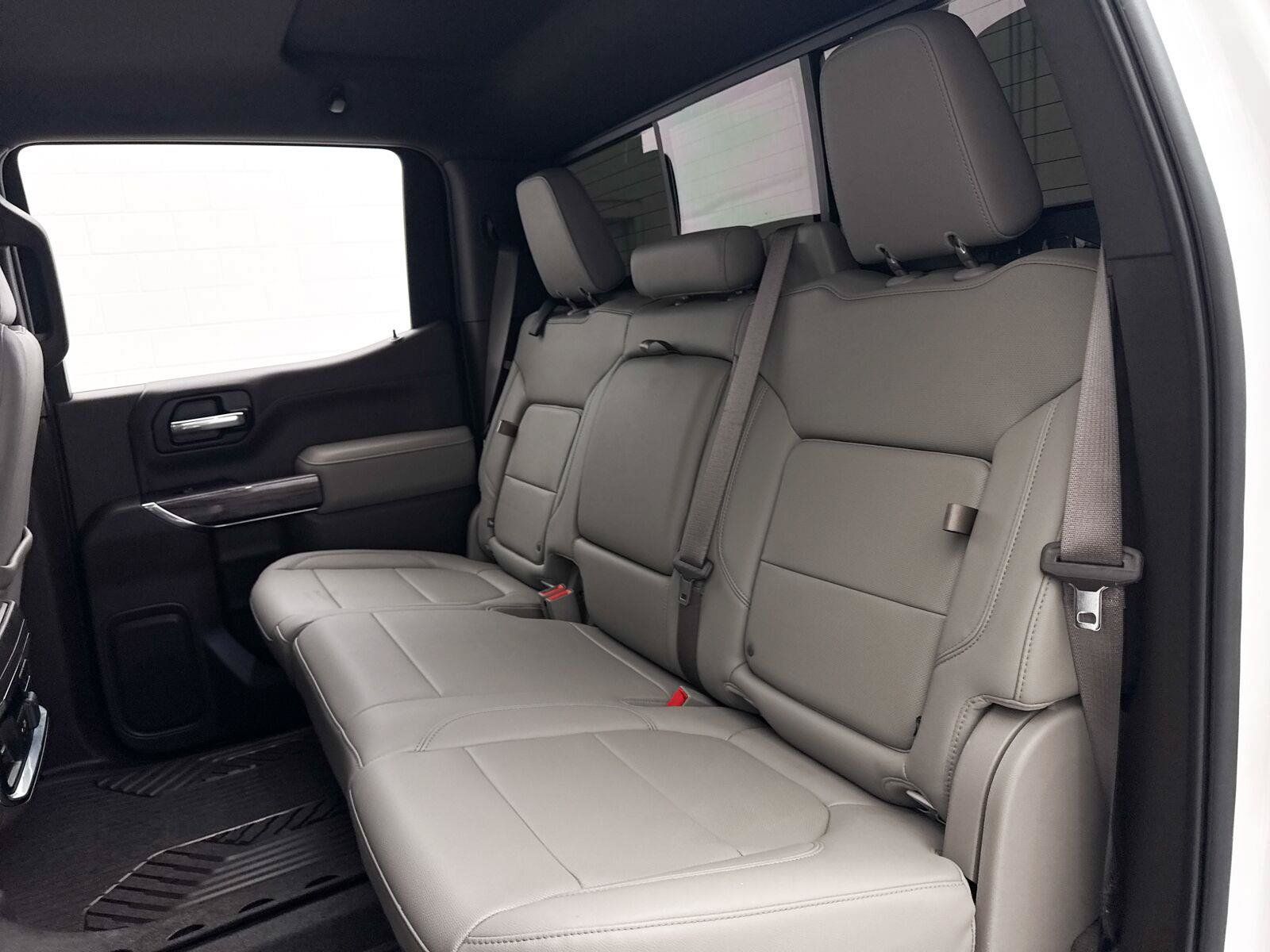 Used 2020 Chevrolet Silverado 1500 LTZ w/ LTZ Plus Package AWD/4WD image 27