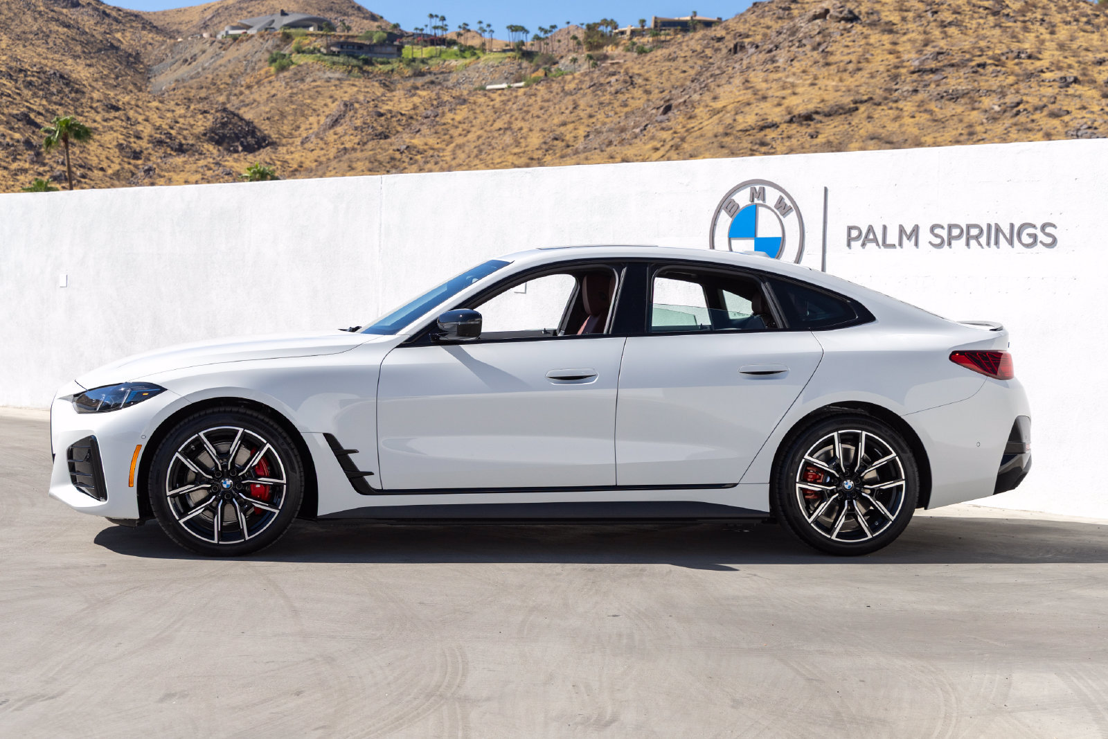New 2026 BMW i4 eDrive40 w/ M Sport Package RWD image 3