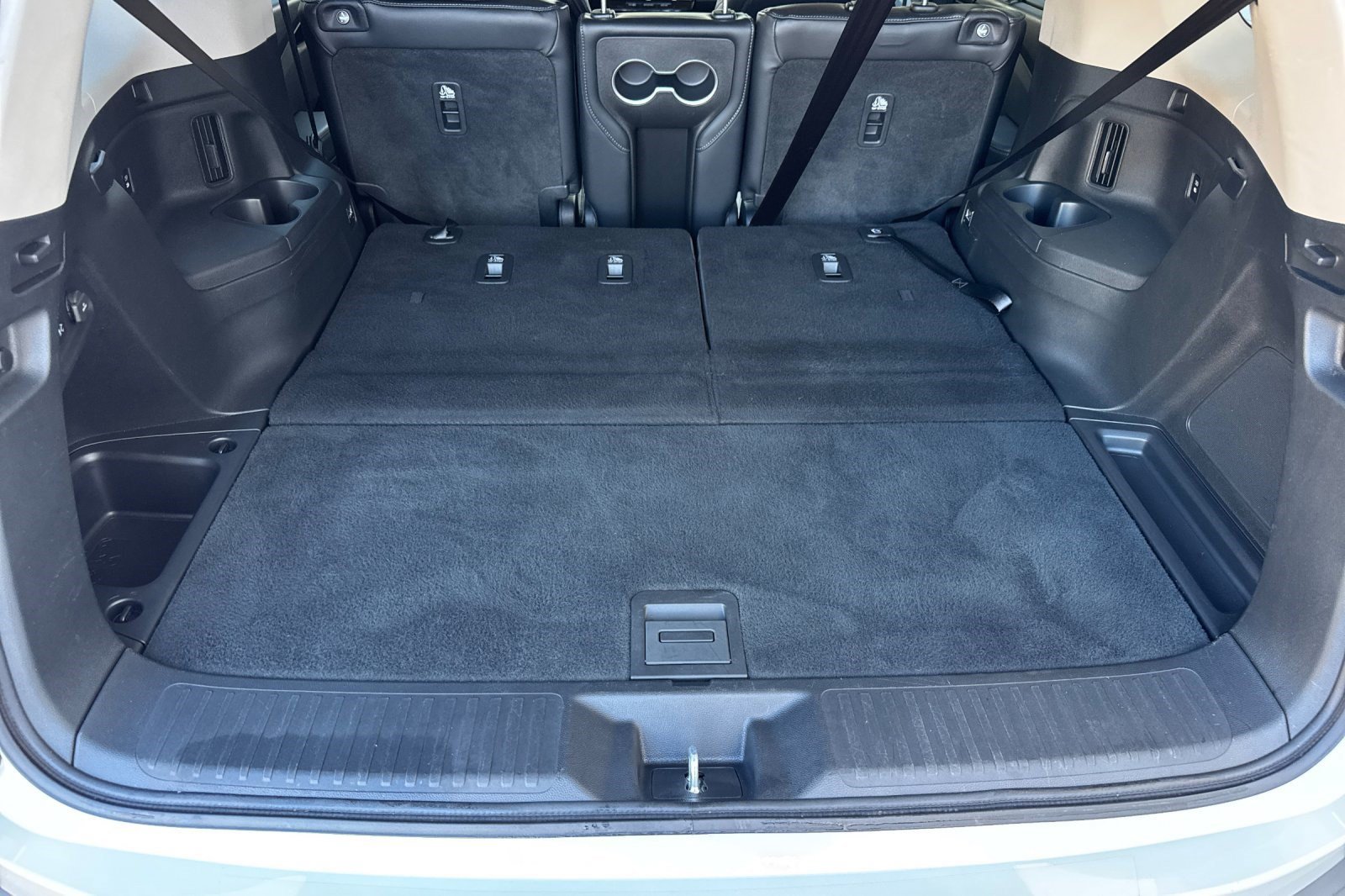 Used 2025 Honda Pilot Elite image 25