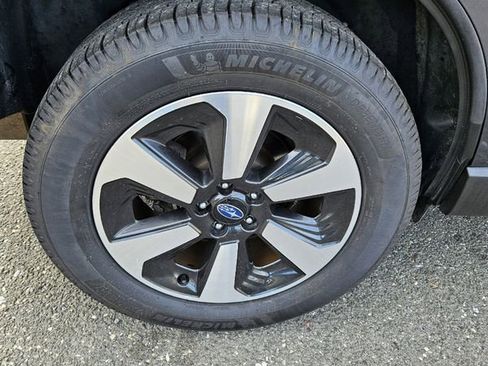 Used 2018 Subaru Forester 2.5i w/ Alloy Wheel Package image 14