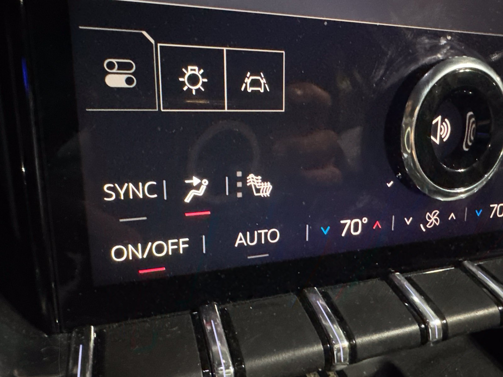 Used 2025 GMC Acadia Elevation FWD image 18