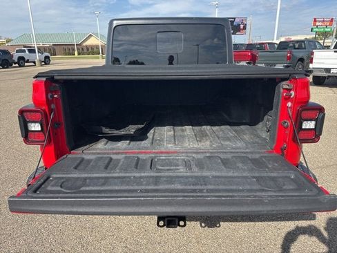 Used 2021 Jeep Gladiator Rubicon image 11
