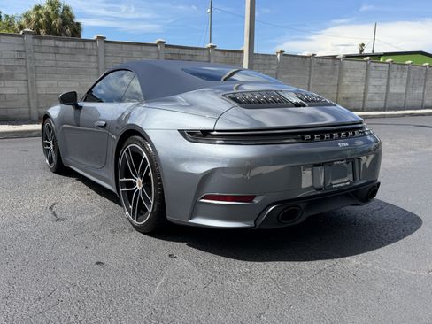 Used 2025 Porsche 911 Carrera S RWD image 6